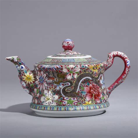 CHINESE ARCHAIC PORCELAIN TEAPOT - Aug 15, 2018 | China Arts Auction in ...