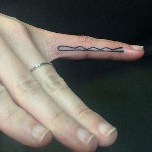 31 Cool Inner Finger Tattoos to Inspire You