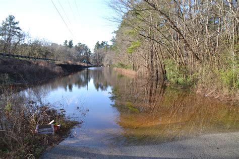 Edisto River breaks her banks in beginning of flood stages | Walterboro Live