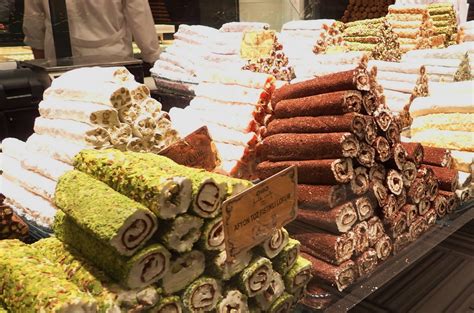 Turkish Desserts and Sweets to Taste in Istanbul - Provocolate