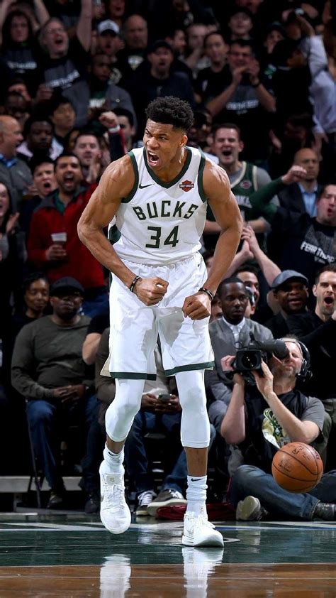 Giannis Antetokounmpo Wallpaper Dunk - img-Abidemi