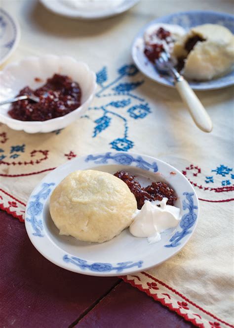 Kroppkakor (Swedish Potato Dumplings Stuffed with Bacon and Onion) | Swedish cuisine, Food ...