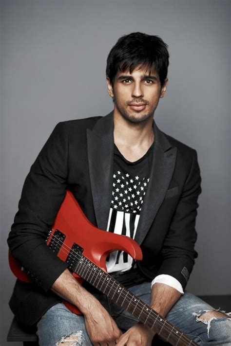 Sidharth Malhotra Unseen Photoshoot Still | Bollywood celebrities, Bollywood actors, Celebrity ...