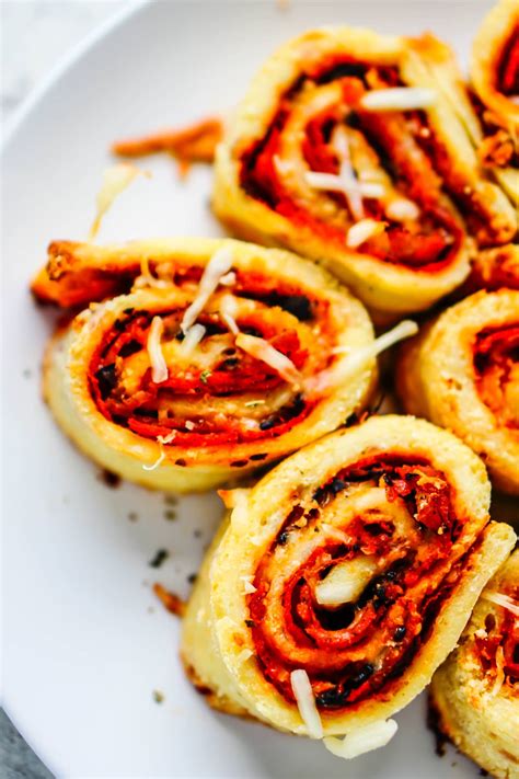 Fathead Pizza Rolls [Recipe] - Low Carb & Gluten-Free - KETOGASM