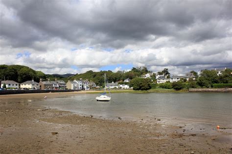 Borth-y-Gest © Jeff Buck :: Geograph Britain and Ireland