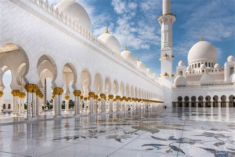 UAE Eid Al Fitr 2023: 4-day long weekend, expected dates revealed - Arabian Business: Latest ...