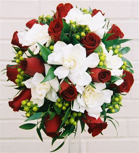 burgandy | Wedding bouquets, Gardenia wedding bouquets, Diy wedding bouquet