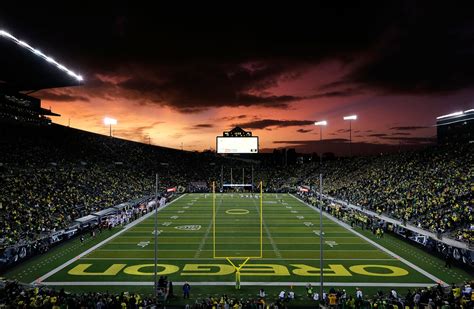 New Tweaks For Autzen Stadium And Oregon Football For 2018 Season