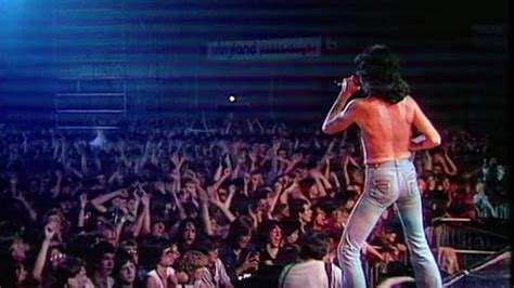 Watch Rare Footage Of AC/DC's 1979 Performance Of Highway To Hell ...