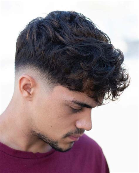 40+ Modern Hairstyles for Men with Wavy Hair in 2022 in 2022 | Curly ...