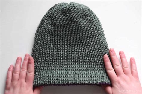 Sentro Knitting Machine Reversible Hat - Easy Instructions | AB Crafty