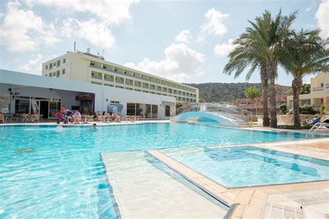 Avra Beach Hotel - Ixia Hotels | Jet2holidays