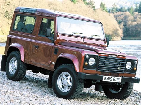 LAND ROVER Defender 90 Specs & Photos - 1991, 1992, 1993, 1994, 1995 ...