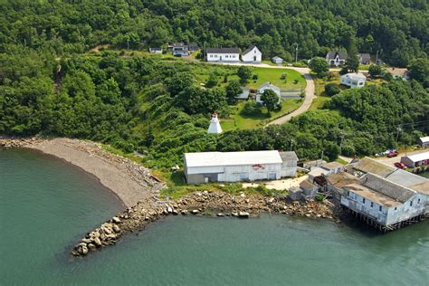 Victoria Beach Lighthouse in Victoria Beach, NS, Canada - lighthouse ...