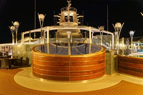 MSC Yacht Club | MSC Divina | Kreuzfahrtschiff-Bilder