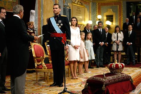 Photos of Spain's King Felipe VI Being Sworn In