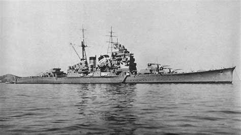 IJN heavy cruiser Atago, date unk. 大日本帝国海軍重巡洋艦-愛宕 (wikipedia.image) 07. ...