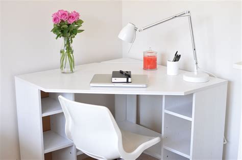 Pin by Edna Grimaldo on Creative Solutions | Diy corner desk, Ikea corner desk, Small corner desk