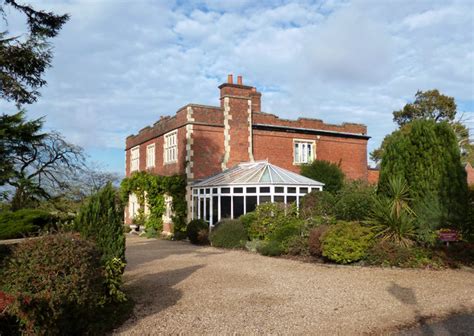 L'Ortolan Restaurant © Des Blenkinsopp :: Geograph Britain and Ireland