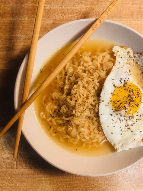 Ramen Noodles with Fried Egg | Egg in ramen noodles, Asian recipes ...