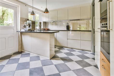 14 Gorgeous Kitchen Floor Tile Ideas