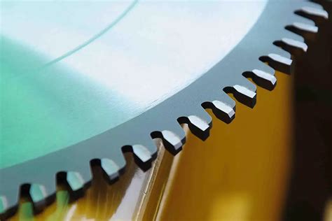 Saw Blade Essentials: Your Complete Guide | MachineMFG