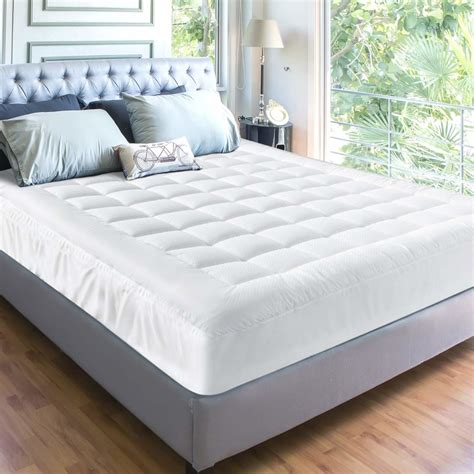 Best Cooling Mattress Pad - Review & Buying Guide - MattressDX.com