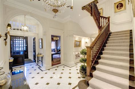 A Grand Period Townhouse In Belgravia - Lygon Place, Belgravia, United ...