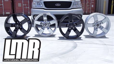 SVT Lightning 01-02 Style Wheel Kit - 18x9.5 - Gloss Black (99-04)