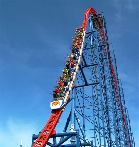 SUPERMAN™ The Ride - Six Flags New England