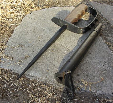 File:Model1917 knuckle duster.jpg - Wikipedia