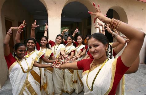 Onam 2014: Kerala Decks up for Festival [PHOTOS] - IBTimes India