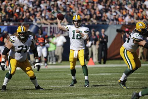 Green Bay Packers' Aaron Rodgers touchdown pass against Chicago Bears ...