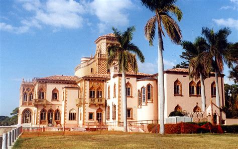 10 Historic Houses Everyone In Florida Must Visit