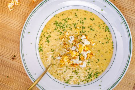 Rachael's Beer Cheese Soup - Rachael Ray | Cheese soup, Beer cheese ...