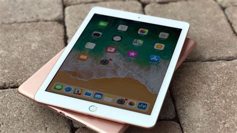 iPad 32GB vs 128GB (2021): How Much Storage Do You Need? - Compare ...