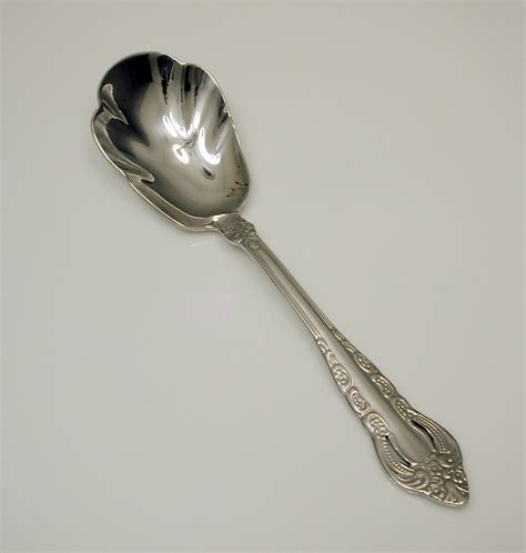 Spoon | utensil | Britannica