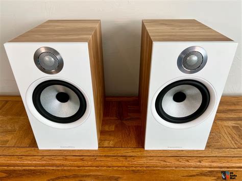 Bowers & Wilkins 606 S2 Anniversary Edition Bookshelf Speakers (Pair ...