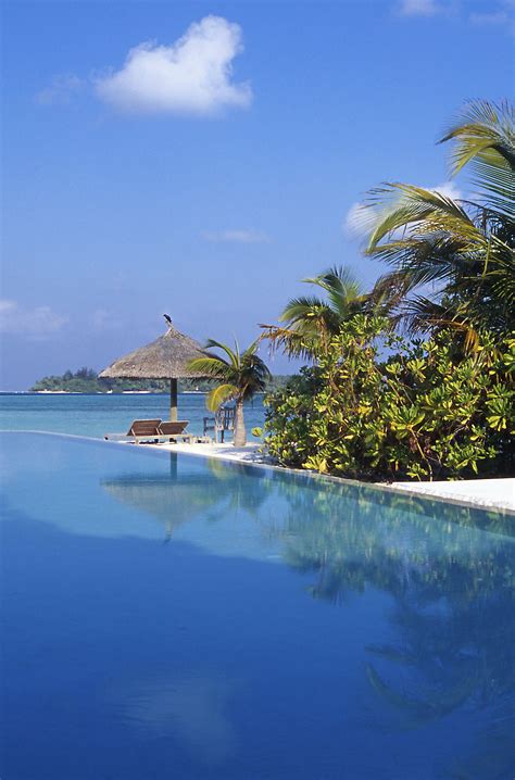 Cocoa Island, Maldives, is for people who want nothing more than to ...