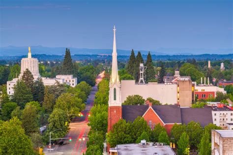 Salem Oregon Skyline Stock Photos, Pictures & Royalty-Free Images - iStock