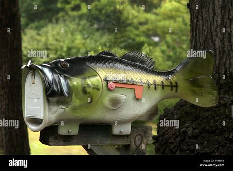 Fish mailbox hi-res stock photography and images - Alamy