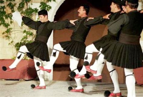 Greek dance Sirtaki ( Zorba ) | Dans - Tradisioneel/Volks | Pinterest ...