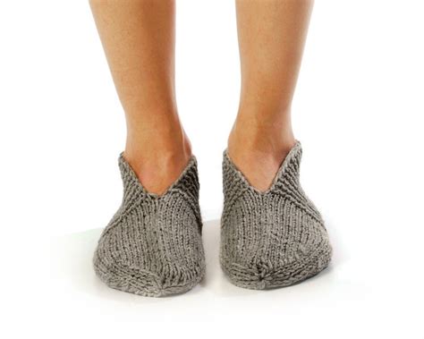 MEN SLIPPER SOCKS Pleasant Evening Hand knitted