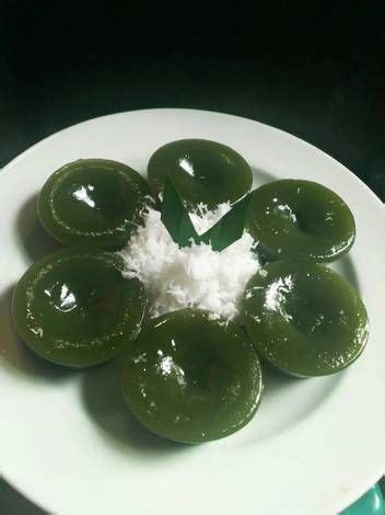 Resep Kue Lumpang oleh Tatiara | Recipe | Asian desserts, Malaysian food desserts, Culinary cooking