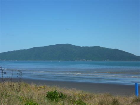 Waikanae Beach | Kiwiblog