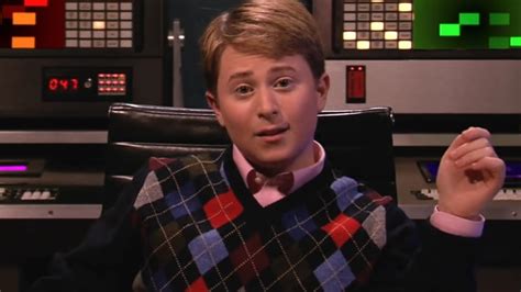 Who Played Nevel Papperman On iCarly?