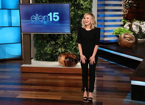 Kristen Bell's Mom Surprises Her on The Ellen DeGeneres Show - Big ...