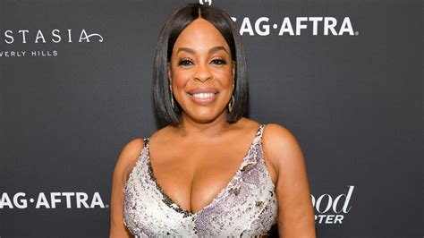 Niecy Nash Weight Loss: Is Her Weight Loss Journey About Health and ...