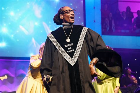 Snoop Dogg releases a gospel album as born-again Christian - Prime News Ghana