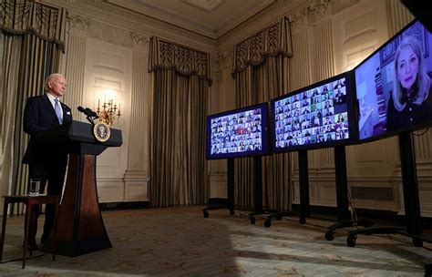 Biden inauguration in pictures - BBC News